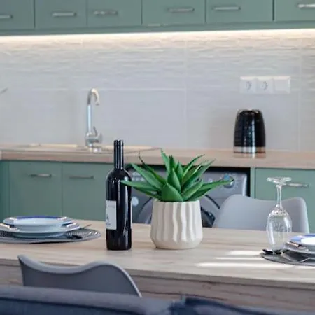 Saint Spiridon Vilă