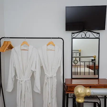 Saint Spiridon * Gardeládes