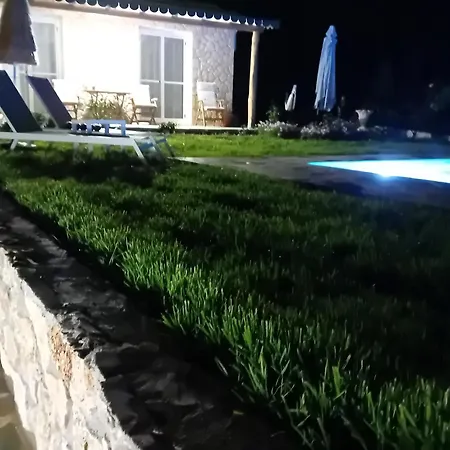 Saint Spiridon * Gardeládes