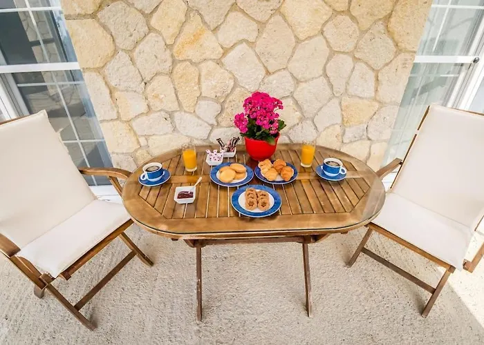 Βίλα Saint Spiridon *