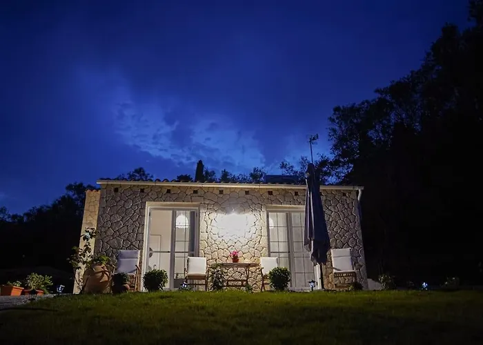 Saint Spiridon * Γαρδελάδες