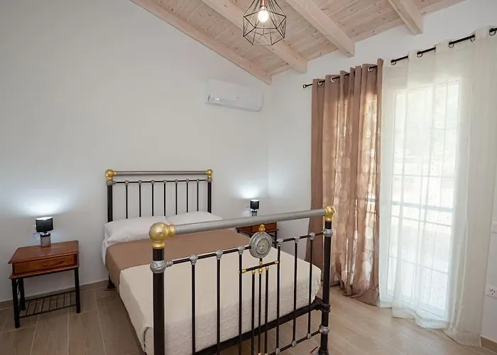 Βίλα Saint Spiridon Γαρδελάδες