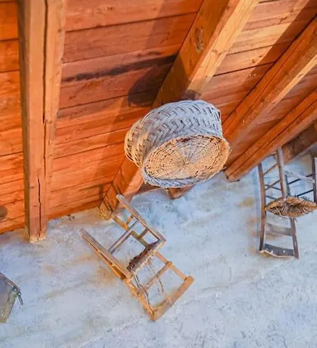 Saint Spiridon Γαρδελάδες