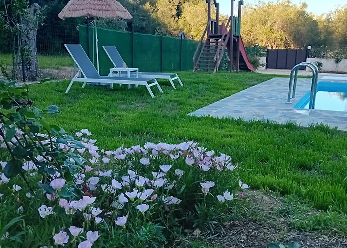 Saint Spiridon Βίλα